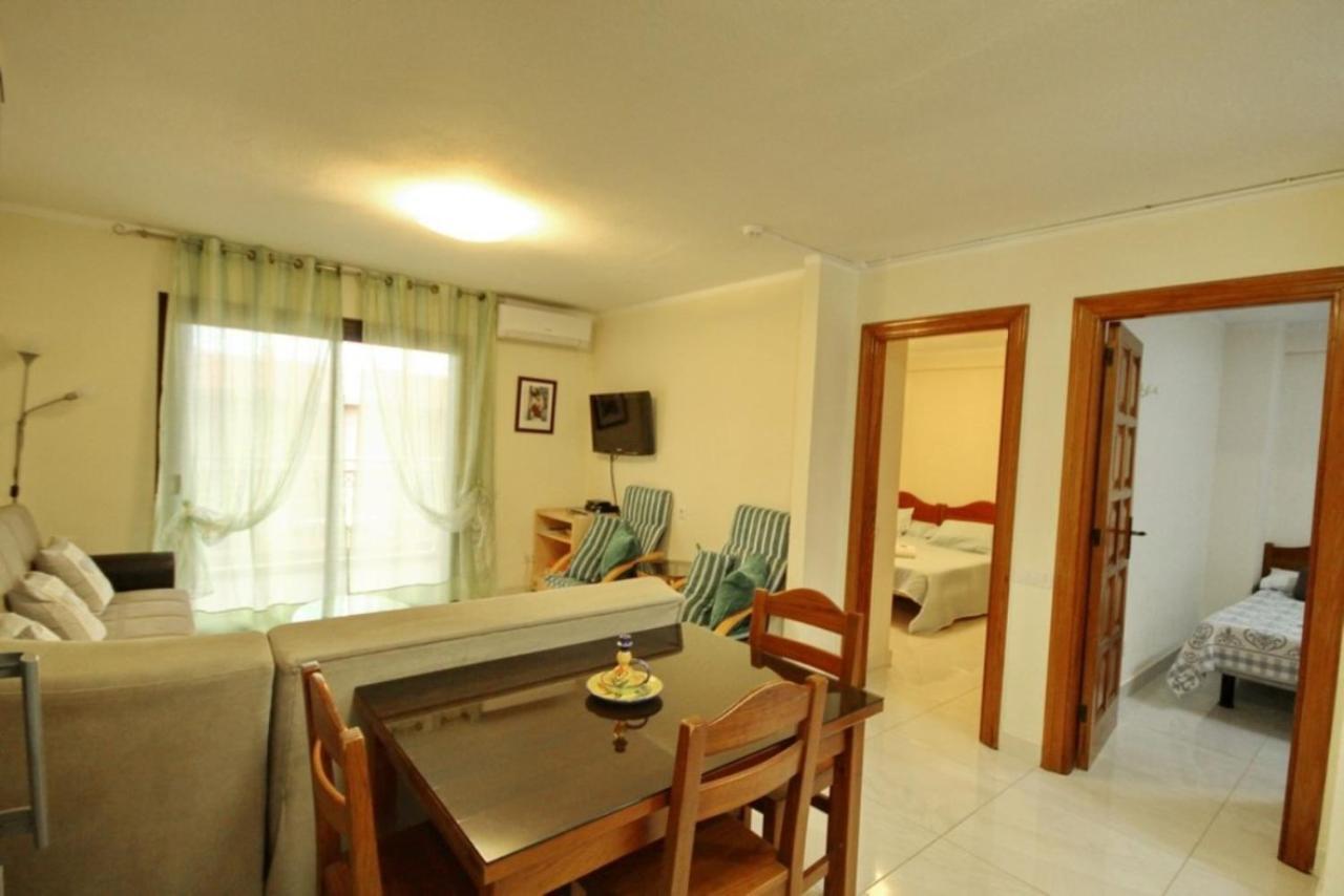 Two bedroom apartment in beachfront complex with pool in Playa de Las Américas. Esterno foto