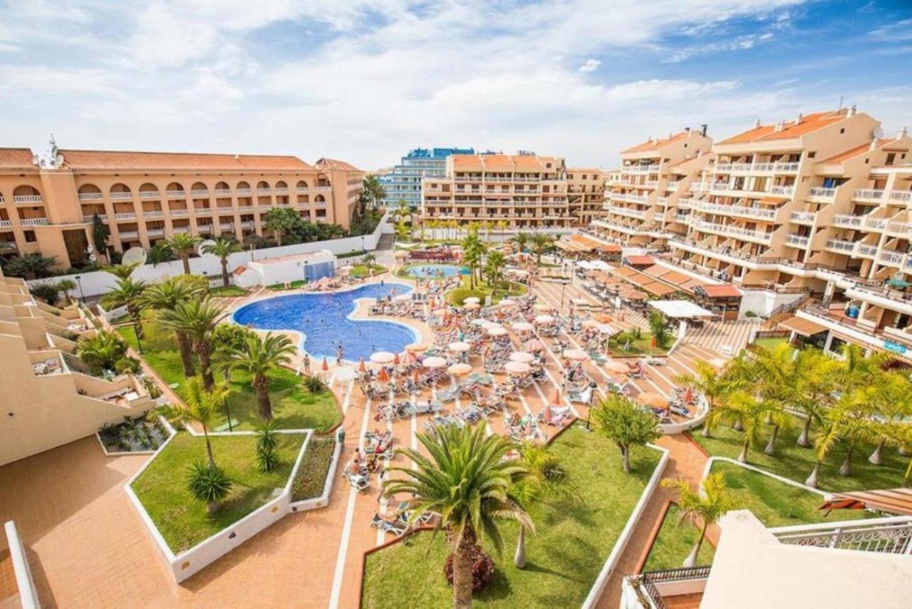 Two bedroom apartment in beachfront complex with pool in Playa de Las Américas. Esterno foto