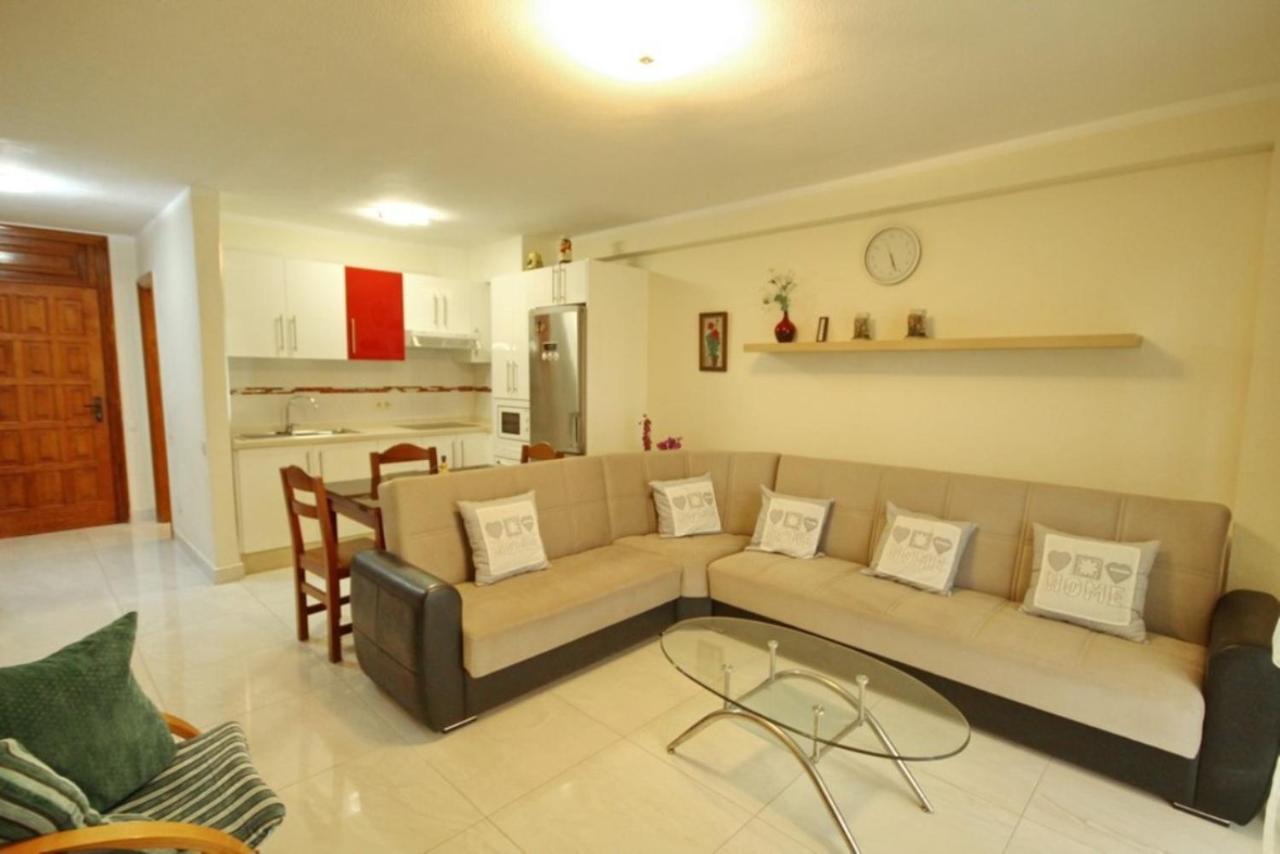 Two bedroom apartment in beachfront complex with pool in Playa de Las Américas. Esterno foto